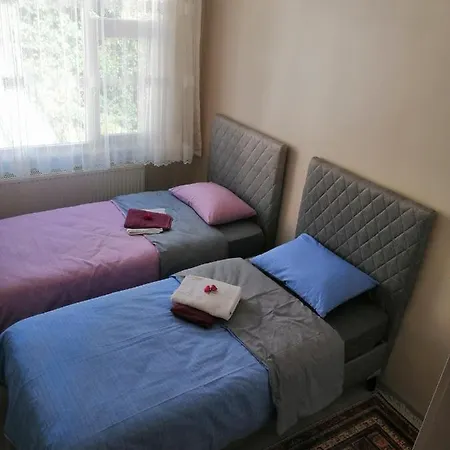 Lovely Flat In Greens At The Heart Of Kuzguncuk Istanbul
